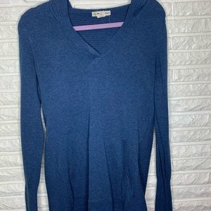 Blue Sweater with Rib material